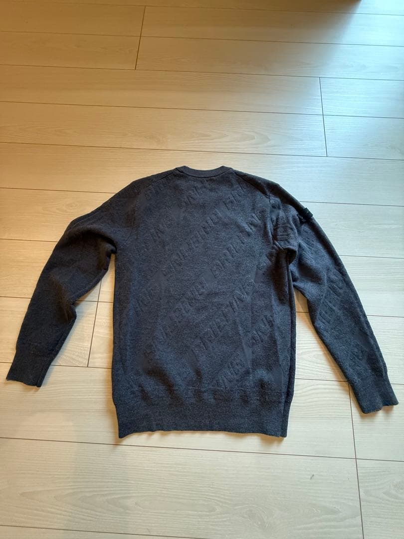 ブリーフィング　クルーネックニット　チャコール