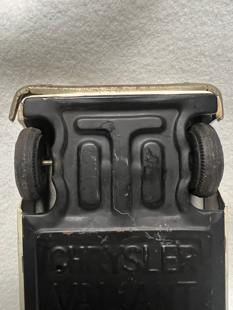 昭和レトロCHRYSLER VALIANTクライスラーバリアント セダン　ブリキ