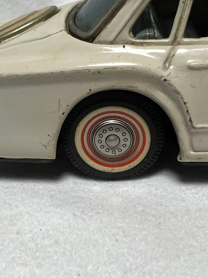 昭和レトロCHRYSLER VALIANTクライスラーバリアント セダン　ブリキ