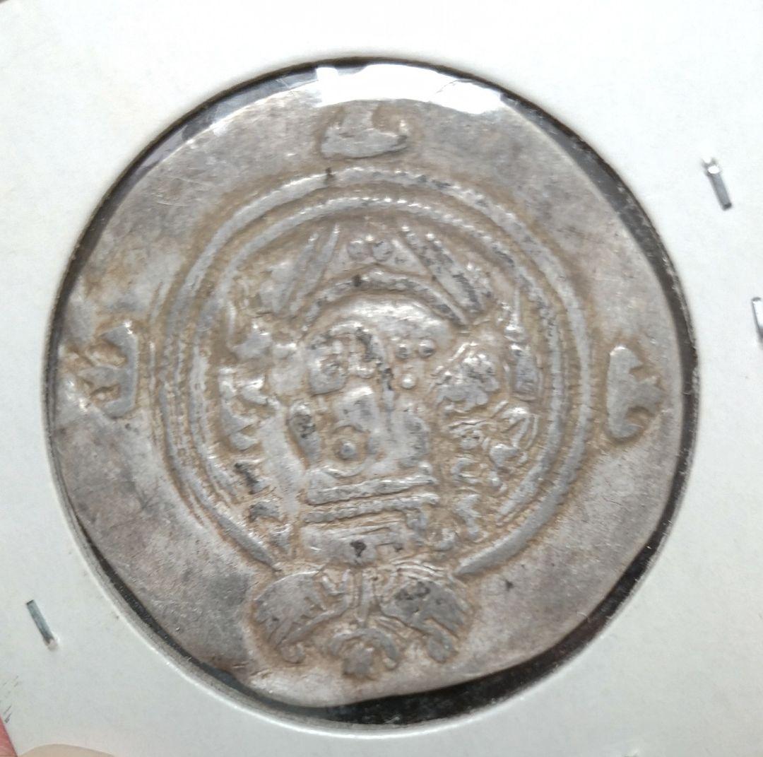 古代銀貨 神像と人物デザイン