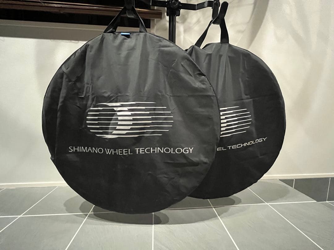 送料込み!おまけ多数! ZIPP 303 FC TU 2017