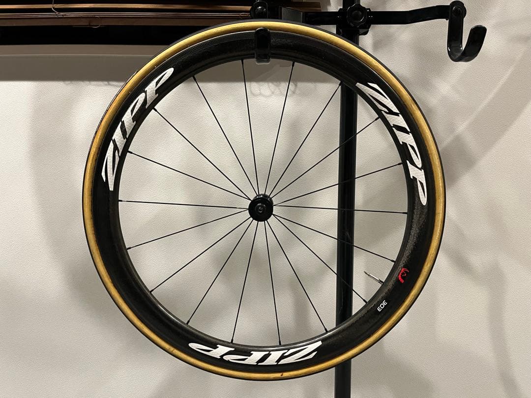 送料込み!おまけ多数! ZIPP 303 FC TU 2017