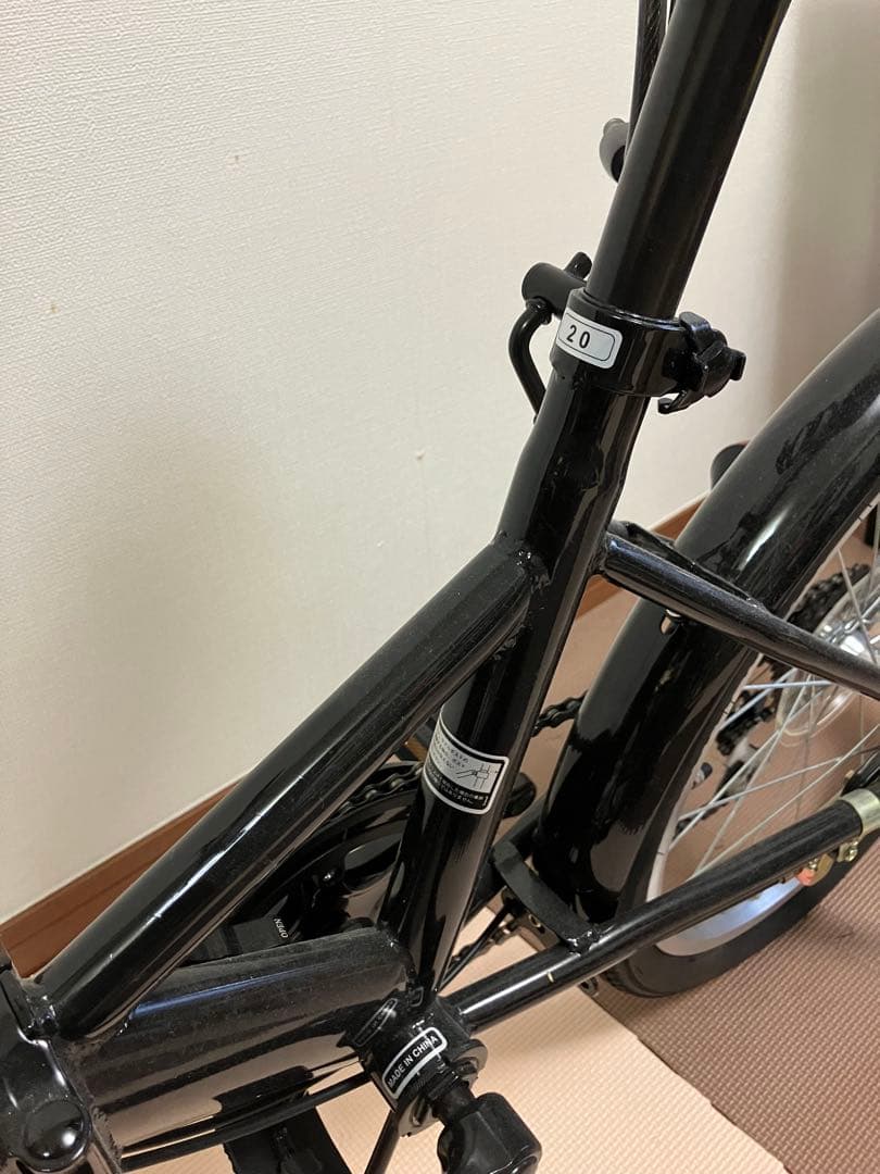 折りたたみ自転車　 20インチ　シマノ　6段変速　ブラック