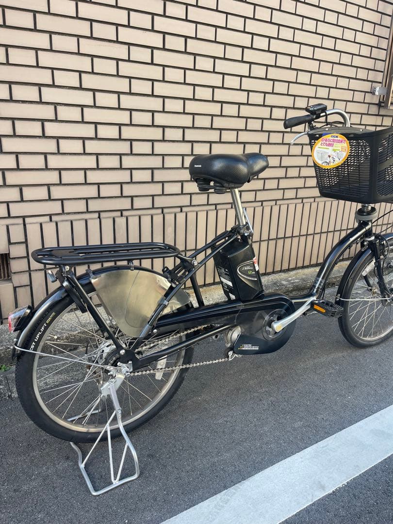 「前カゴ付き」20インチパナソニック電動アシスト自転車です。