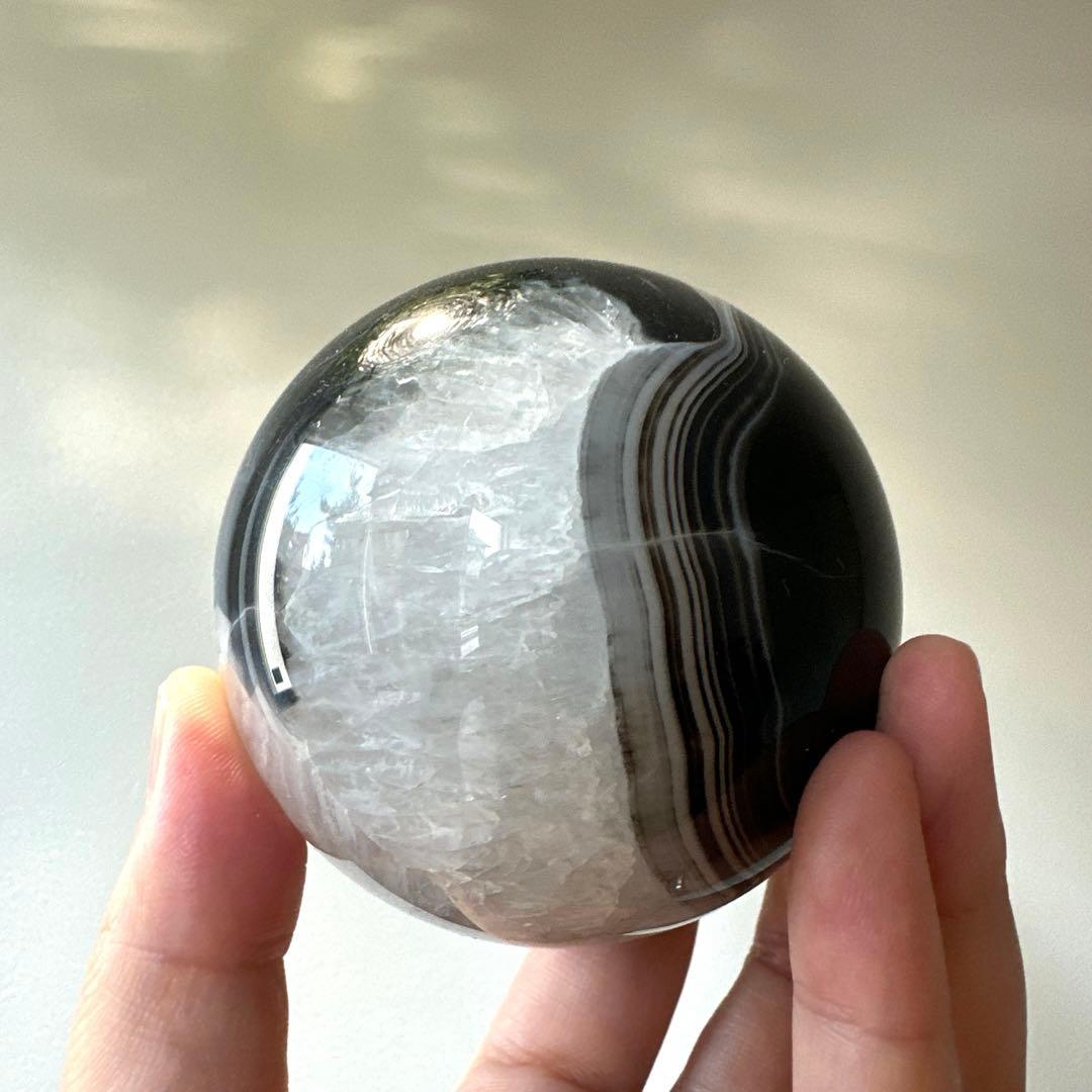 ブラックアゲート　スフィア 7.1㎝　瑪瑙　ジオード　ブラックメノウ　天然石