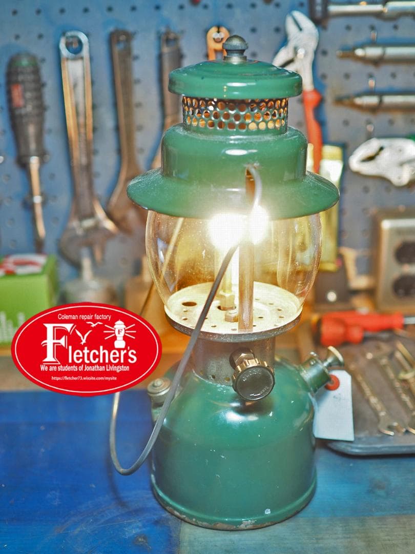 燃焼絶好調1947年9月製　コールマン242C ( 200A の前身) u19