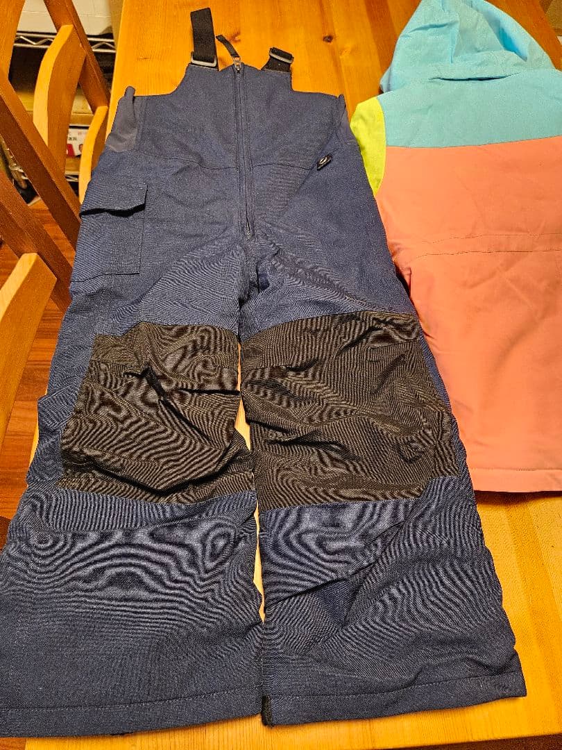 BURTON　バートン　キッズ　スノーボードウェア 4T