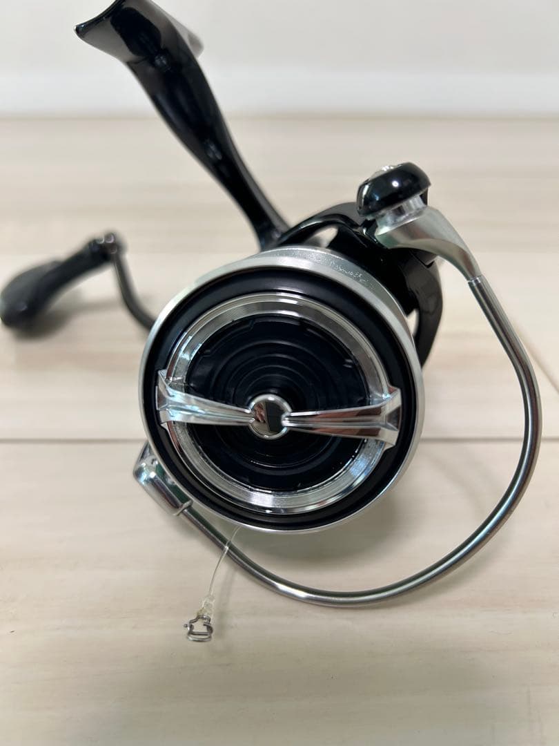 ダイワ レグザ DAIWA LT4000D-CXH スピニングリール