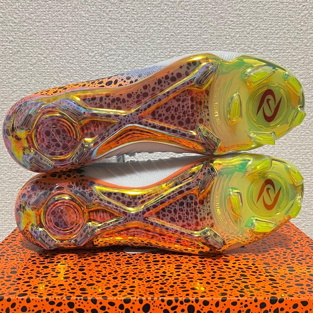 【新品】 ファントム ルナ 2 エリート FG 24.5cm ナイキ