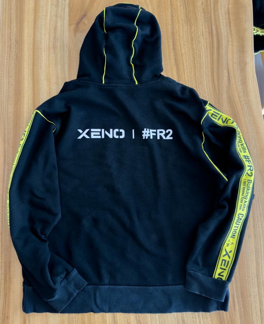 ＸＥＮＯ×ＦＲ２　コラボ　セットアップ　上下Ｌサイズ