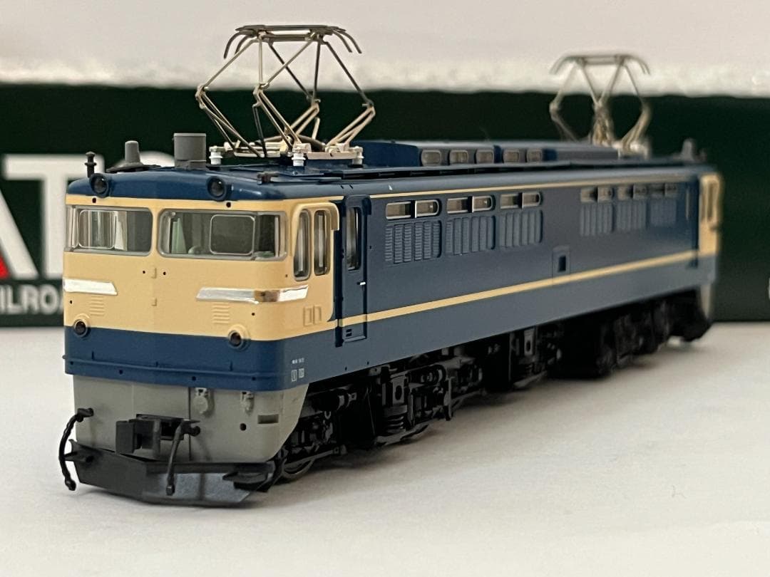 KATO HOゲージ 1-303 EF65 500番台 特急色 パーツ一部使用