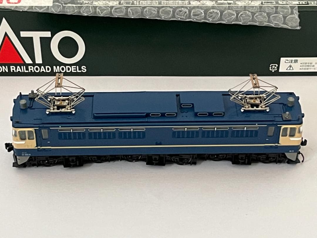 KATO HOゲージ 1-303 EF65 500番台 特急色 パーツ一部使用