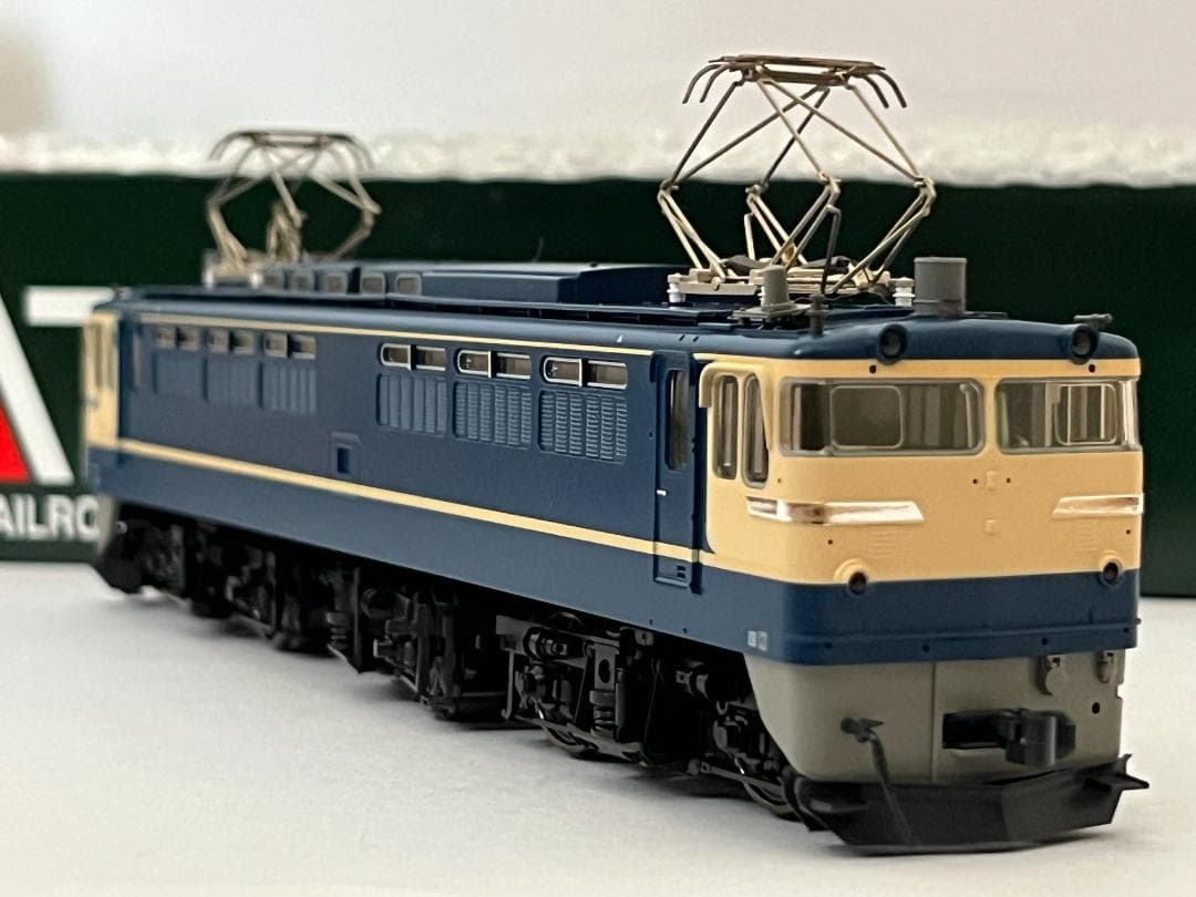 KATO HOゲージ 1-303 EF65 500番台 特急色 パーツ一部使用