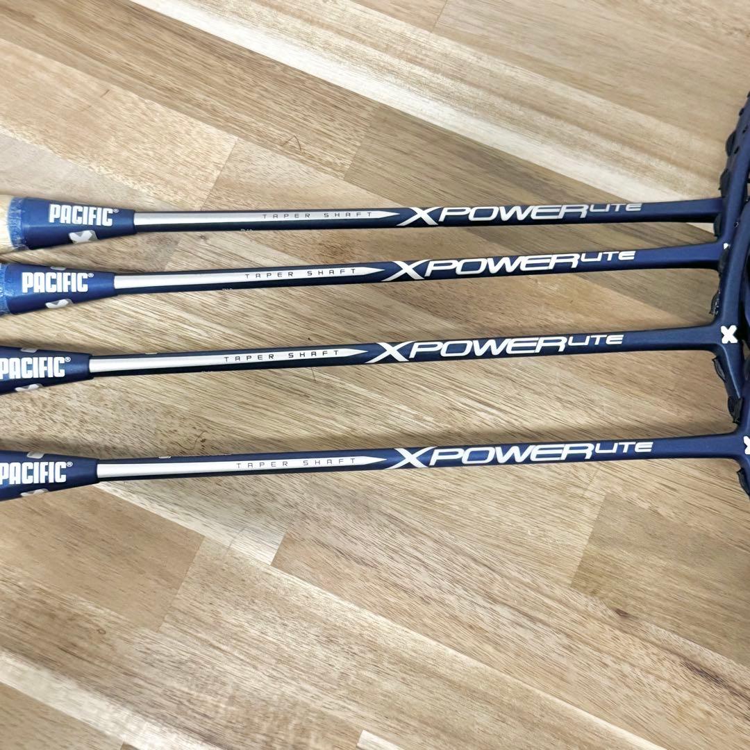 PACIFIC XPOWER Lite G5バドミントンラケット 4本セット