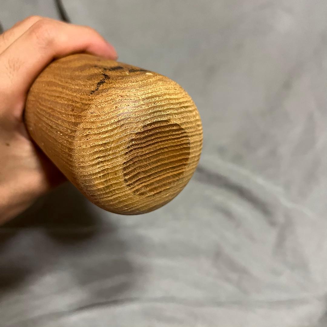 中日ドラゴンズ　立浪和義サイン入り木製バット