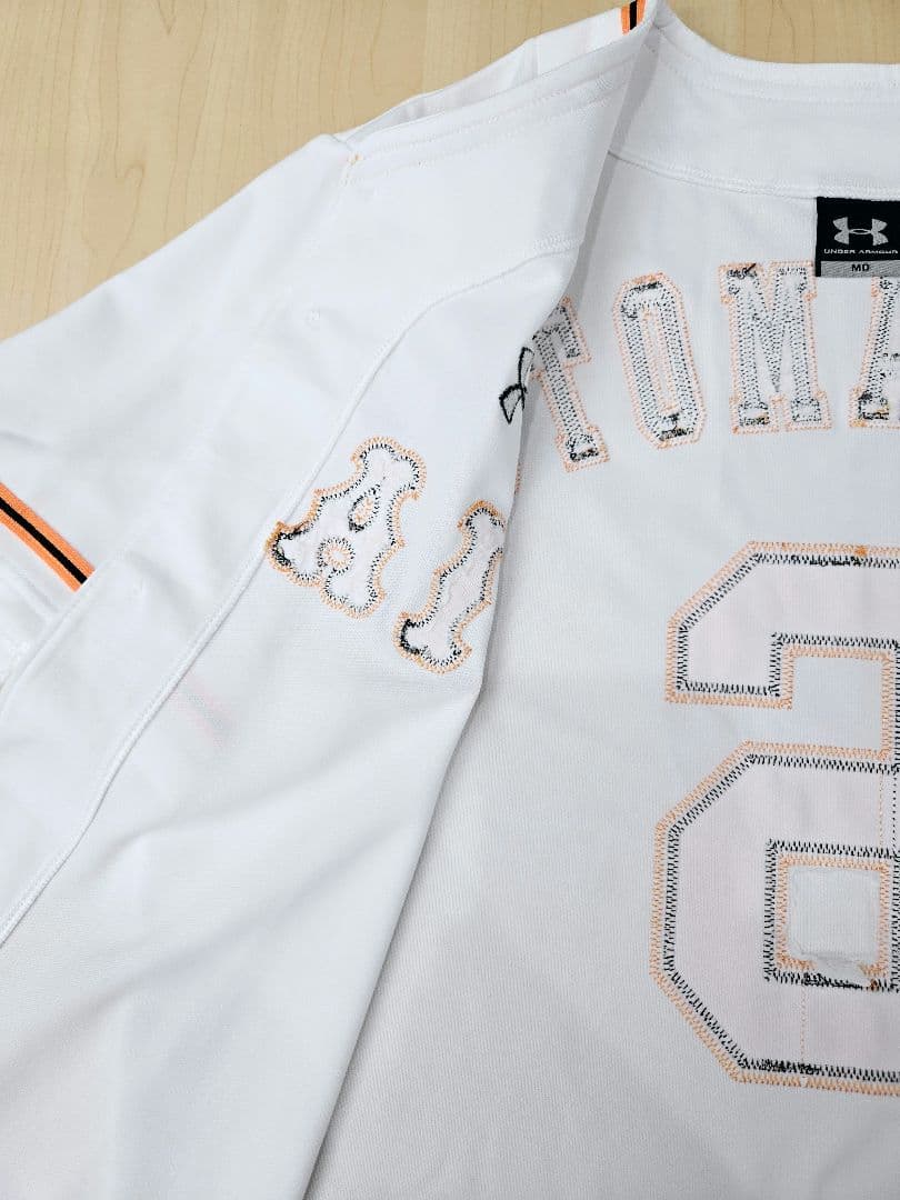 【刺繍タイプ】読売ジャイアンツ　坂本勇人 ユニフォーム　MDサイズ