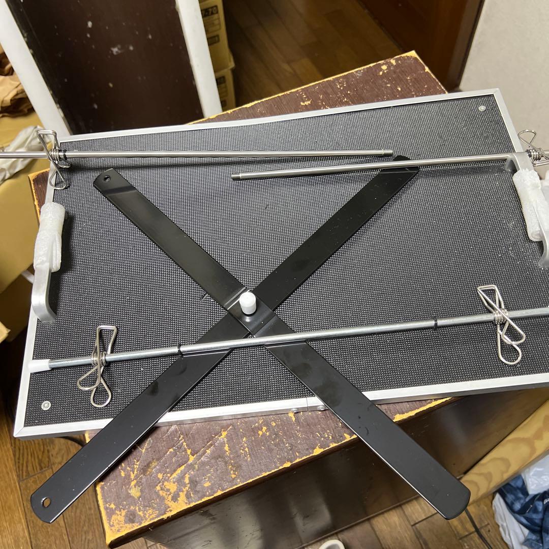 PO.SU.TA 携帯型ポスタースタンド