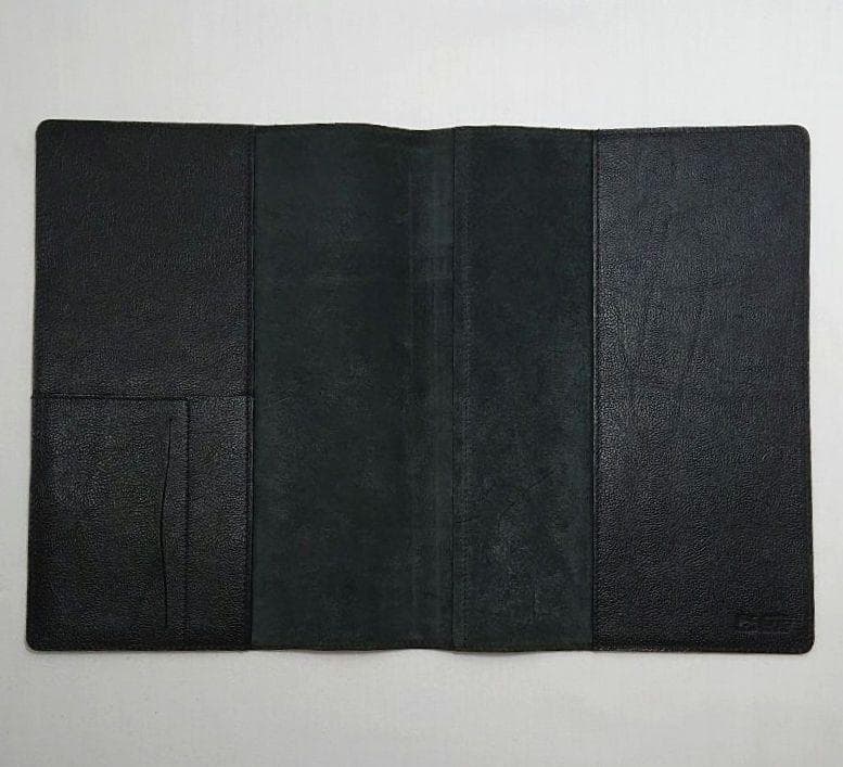 IL BISONTE イルビゾンテ A5ノートカバー ブラック