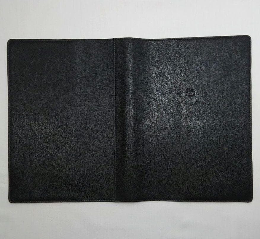 IL BISONTE イルビゾンテ A5ノートカバー ブラック