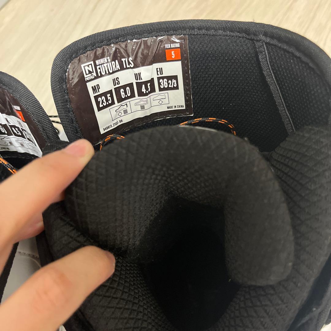 NITRO FUTURA TLSスノーボードブーツ　女