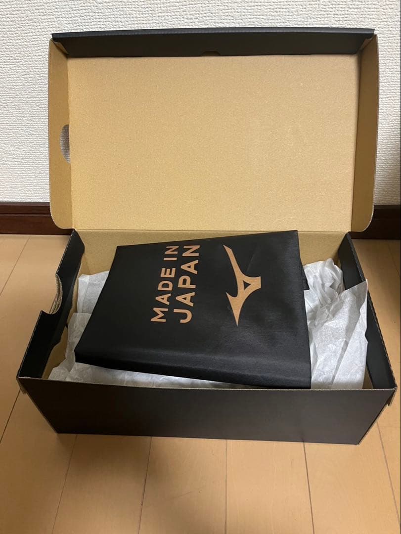 モレリア NEO 4 JAPAN ギャラクシーシルバー×ネイビー