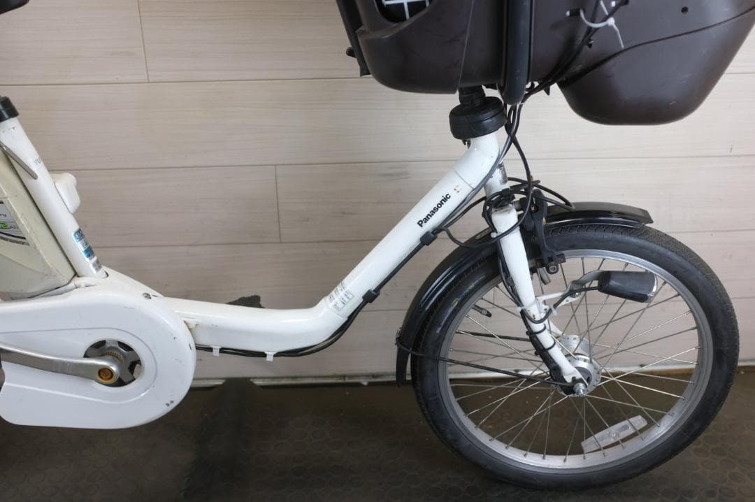 パナソニック ギュット　20インチ　3段　13.2Ah（5点灯）充電器あり