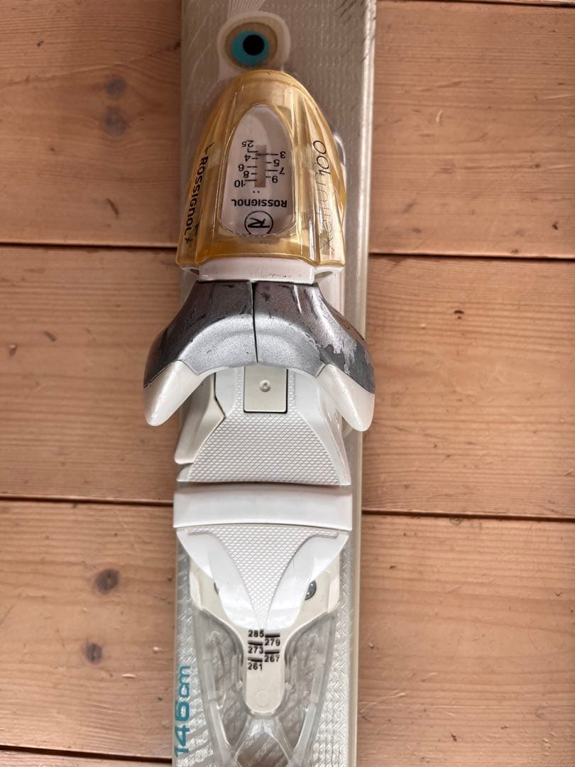 ROSSIGNOL 孔雀、希少　スキー ビンディング付