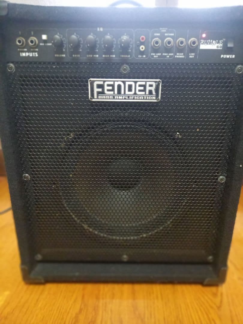 Fender Rumble 60　 60W 赤LEDライト