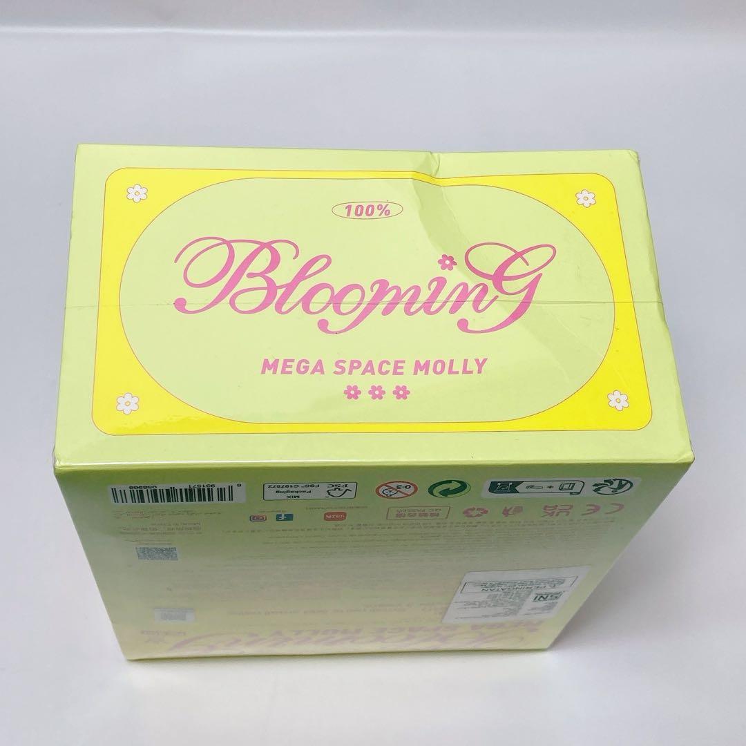 ZA219〇 POP MART MEGA SPACE MOLLY フィギュア