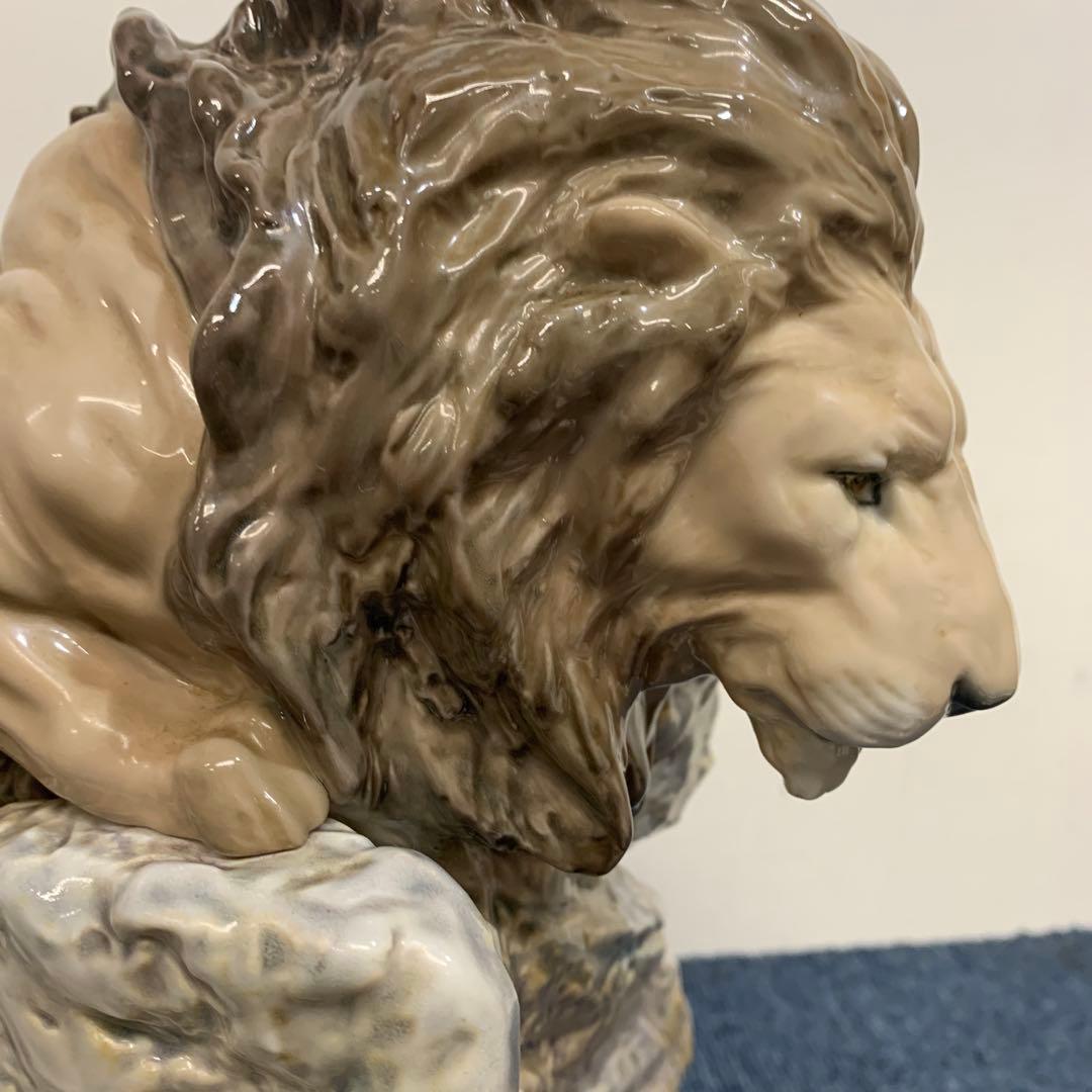 リヤドロ 草原の勇者 ライオン 置物 01008656 LLADRO 置物