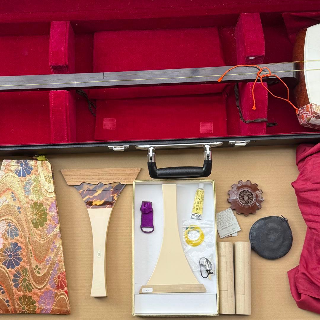 三味線　バチ　三絃駒　ハードケース 　和楽器　弦楽器