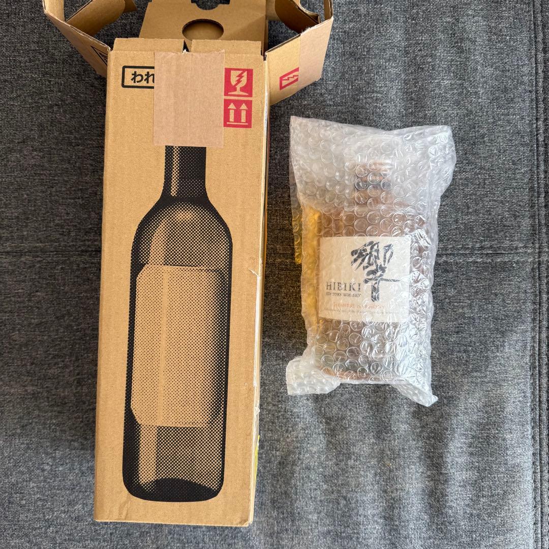 や*ん様 響　ウィスキー　700ml