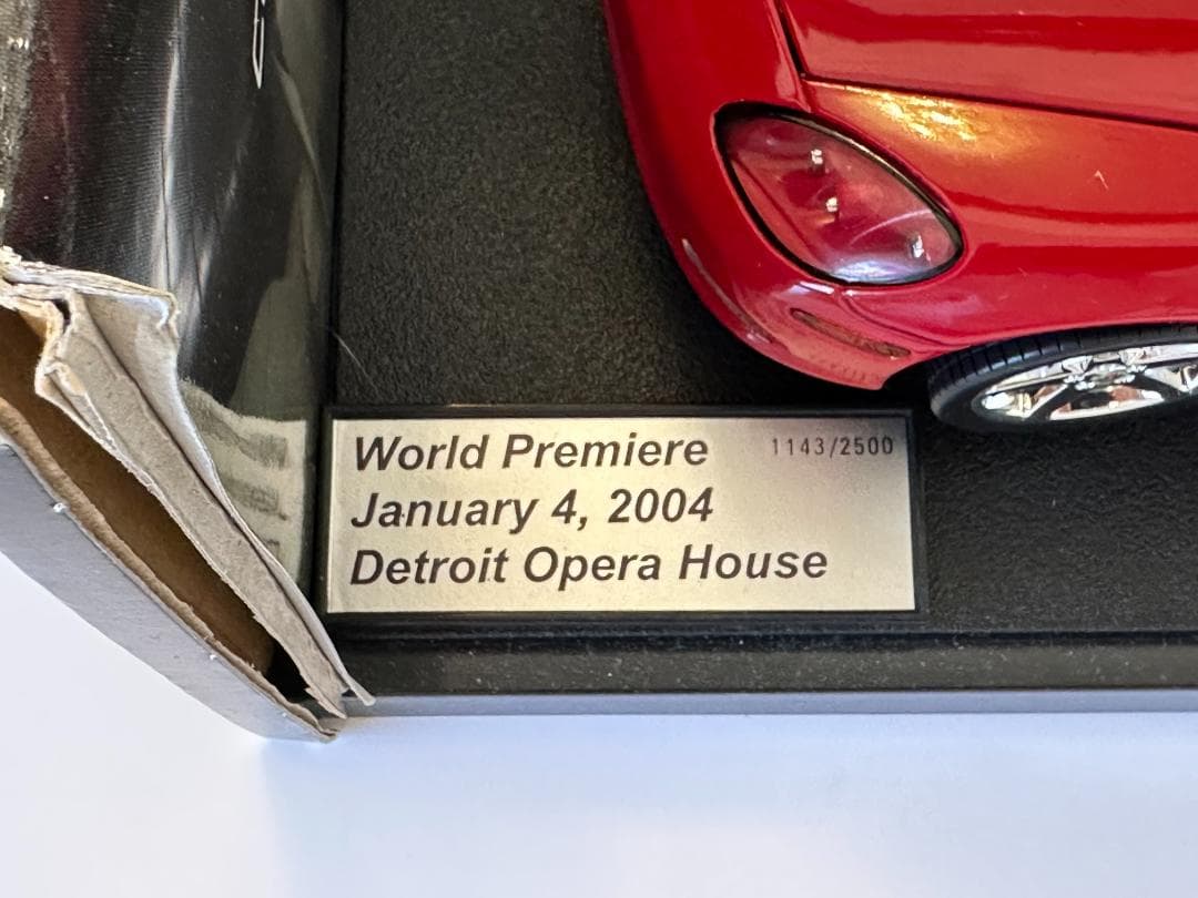 Corvette C6 ワールドプレミア 2004 1/18 スケール