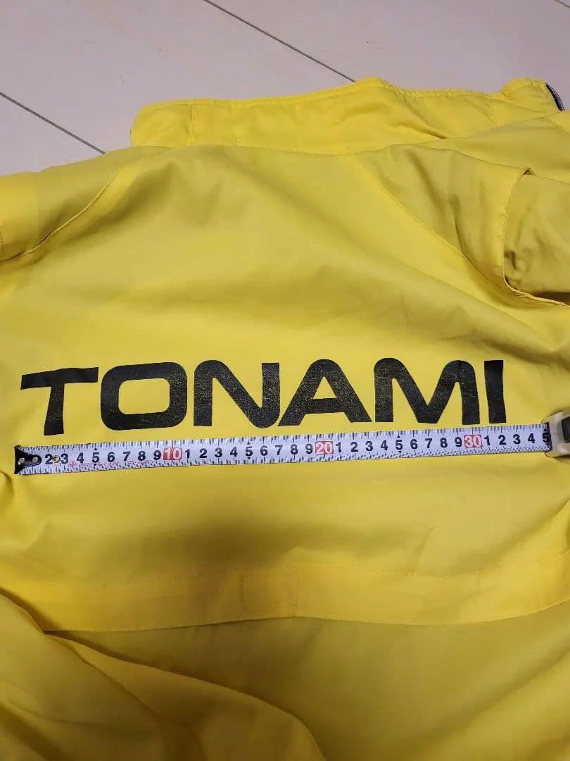 トナミ運輸　YONEX