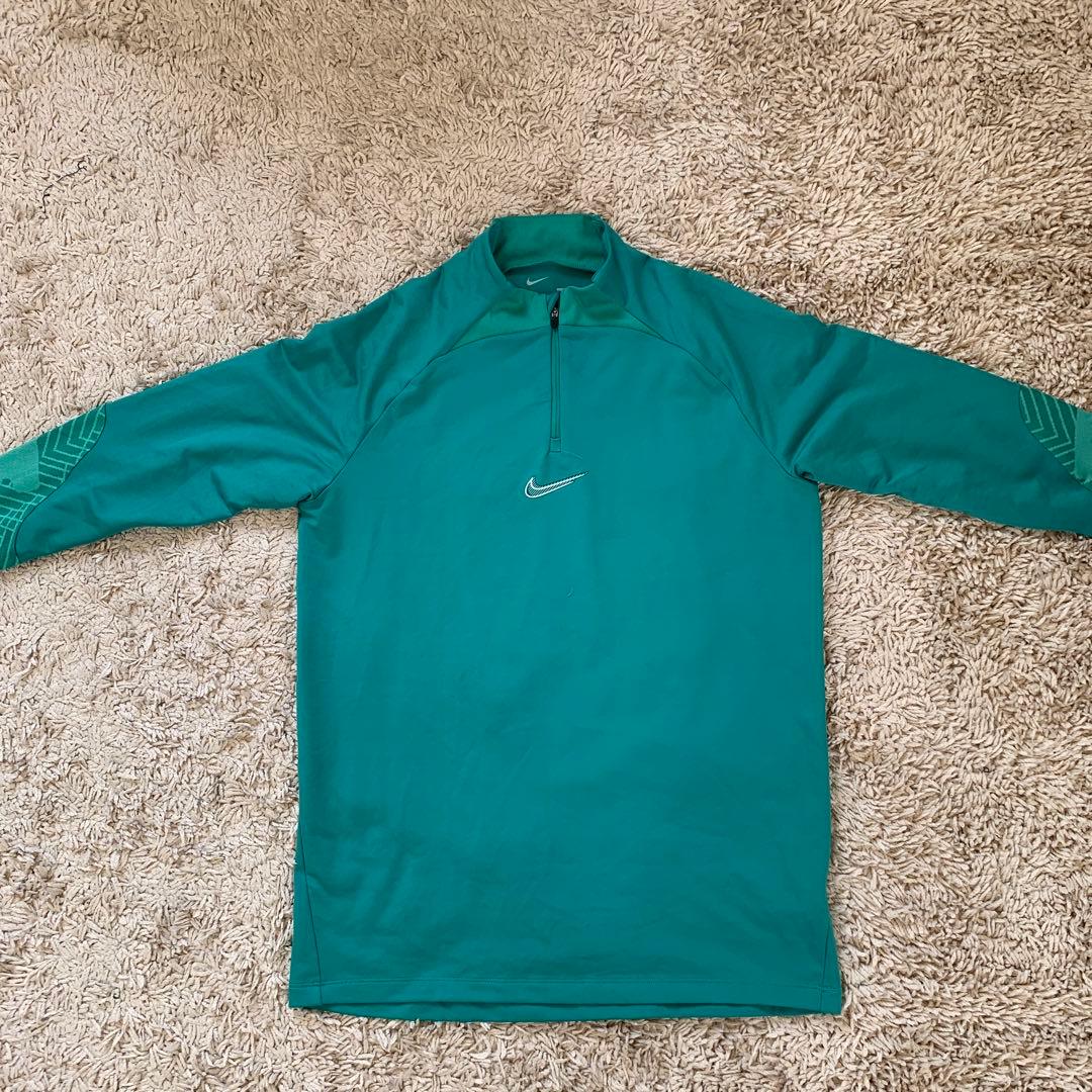 ナイキ サッカーウェア 上下 XL