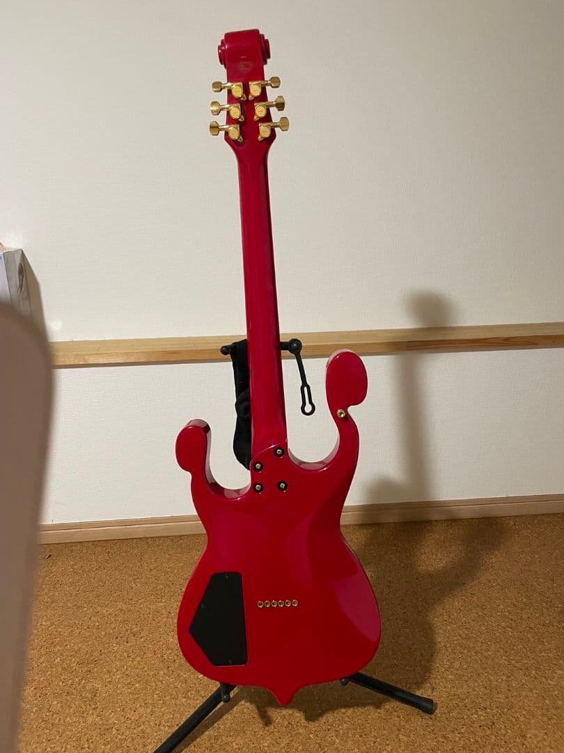 フェルナンデス赤いギター