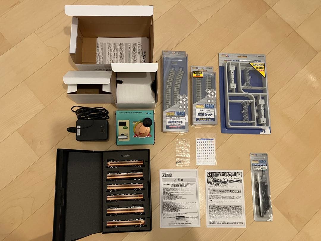 ZJゲージ　CZP-01 コントローラー　電源アダプター付き　485系　線路