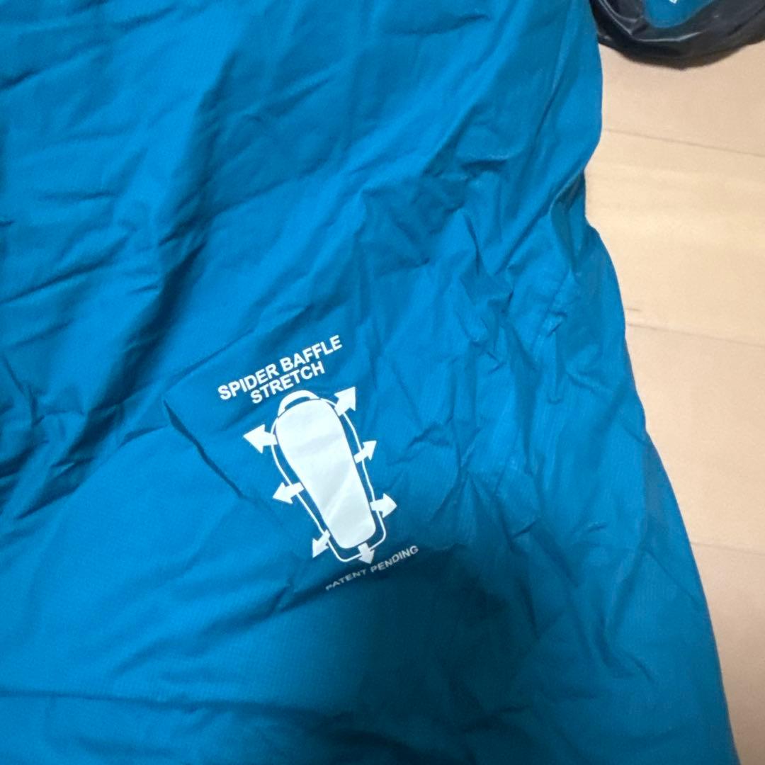 モンベル　ドライシームレスダウンハガー９００　＃３　長期収納袋付き