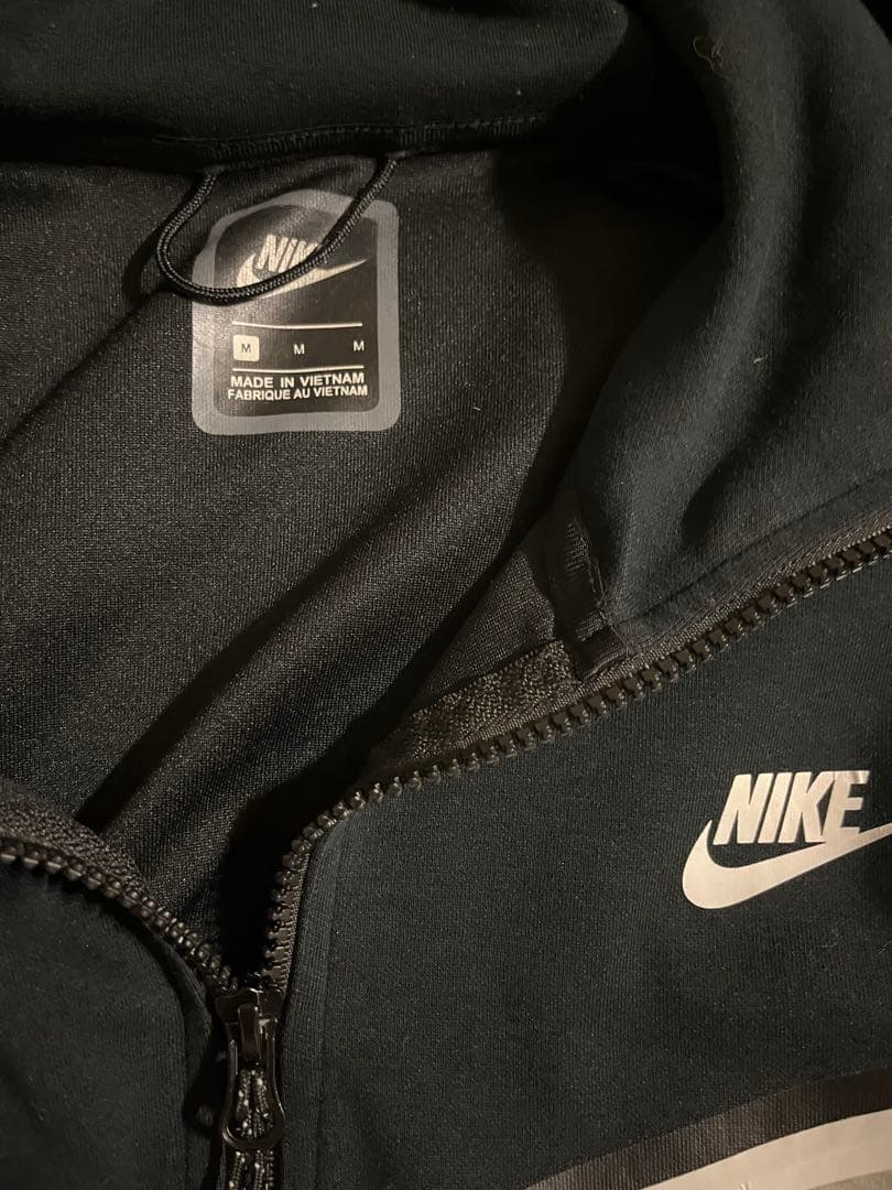 「希少」NIKE テックフリース 限定色 Mサイズ