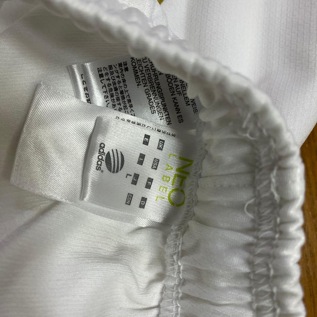 adidasセットアップ上下セットアップ　白金　スプラッシュ柄