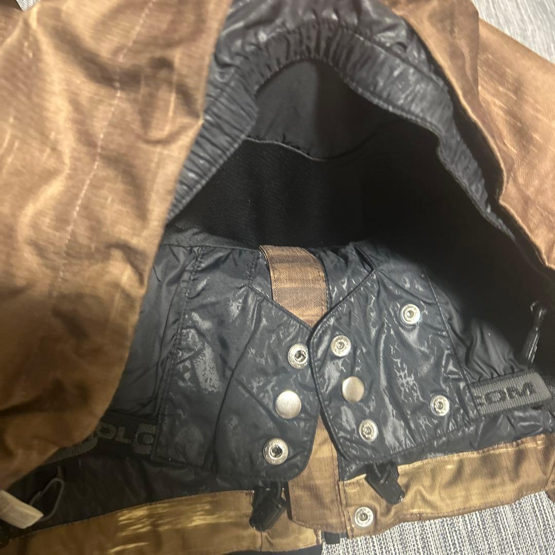 VOLCOM スノーボードウェア　上下　セット