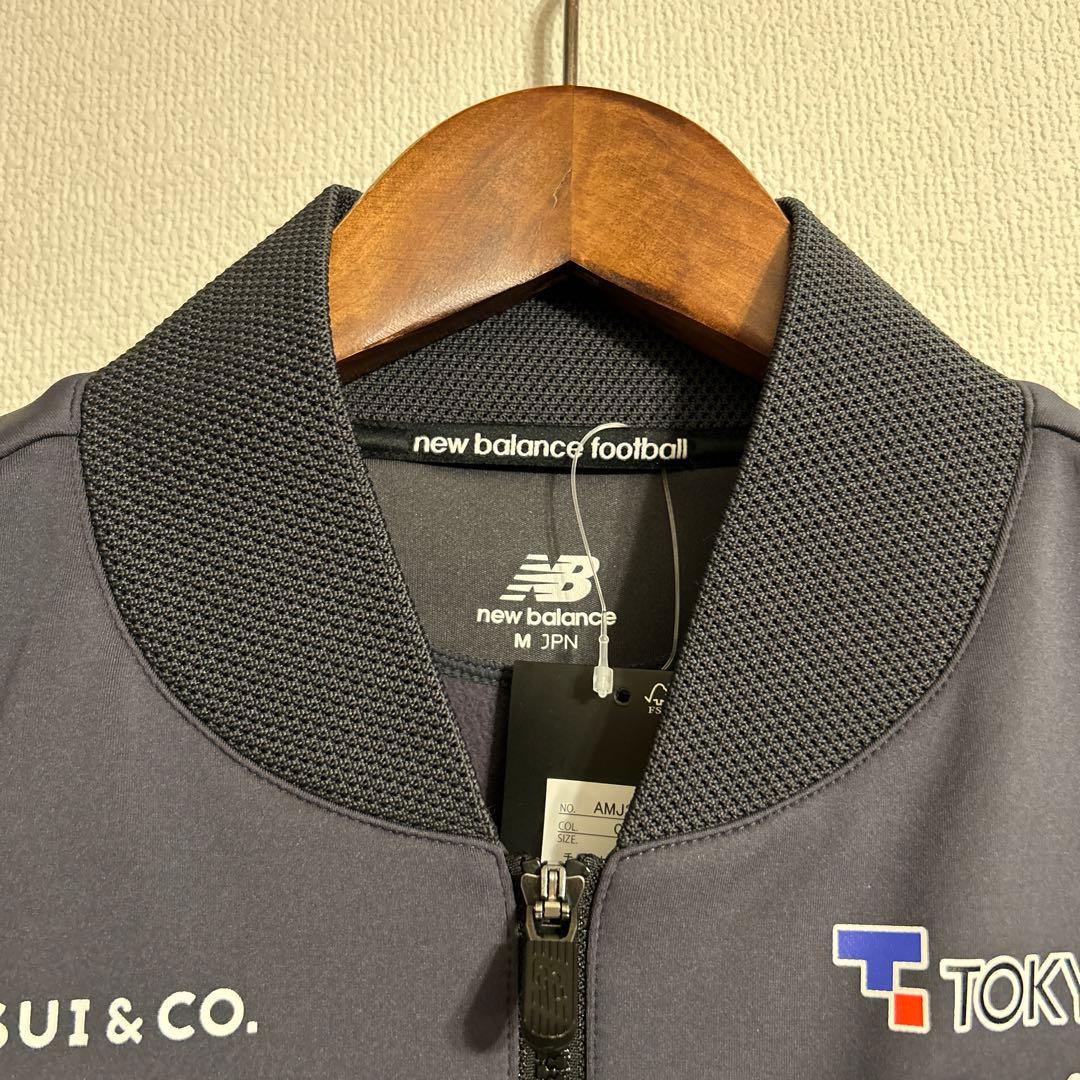 新品タグ付き FC TOKYOジャケット new balance製 スポンサー付