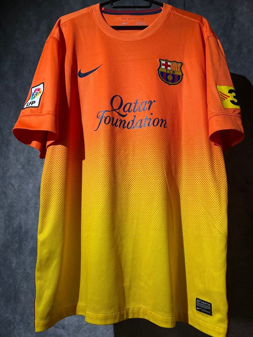 【m.n】メッシ ＃１０バルセロナ１２／１３ ユニフォーム（A）