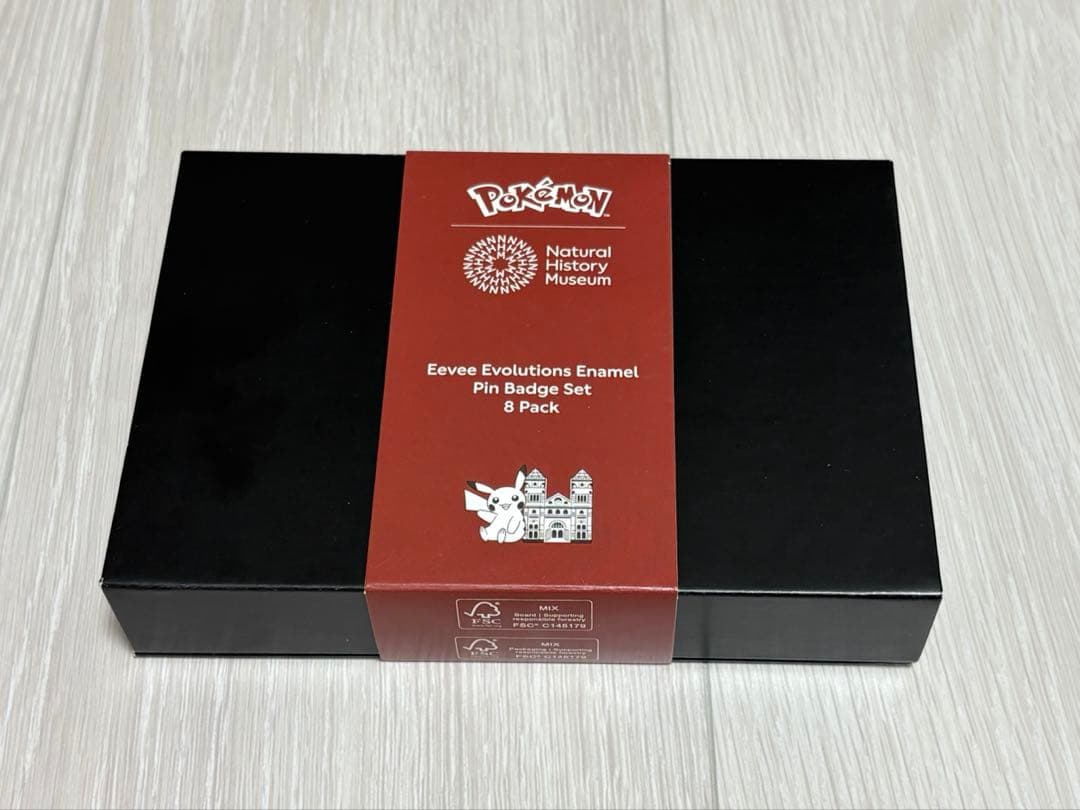 ポケモン　イーブイ　ピンバッチセット　ロンドン自然史博物館　Pokémon