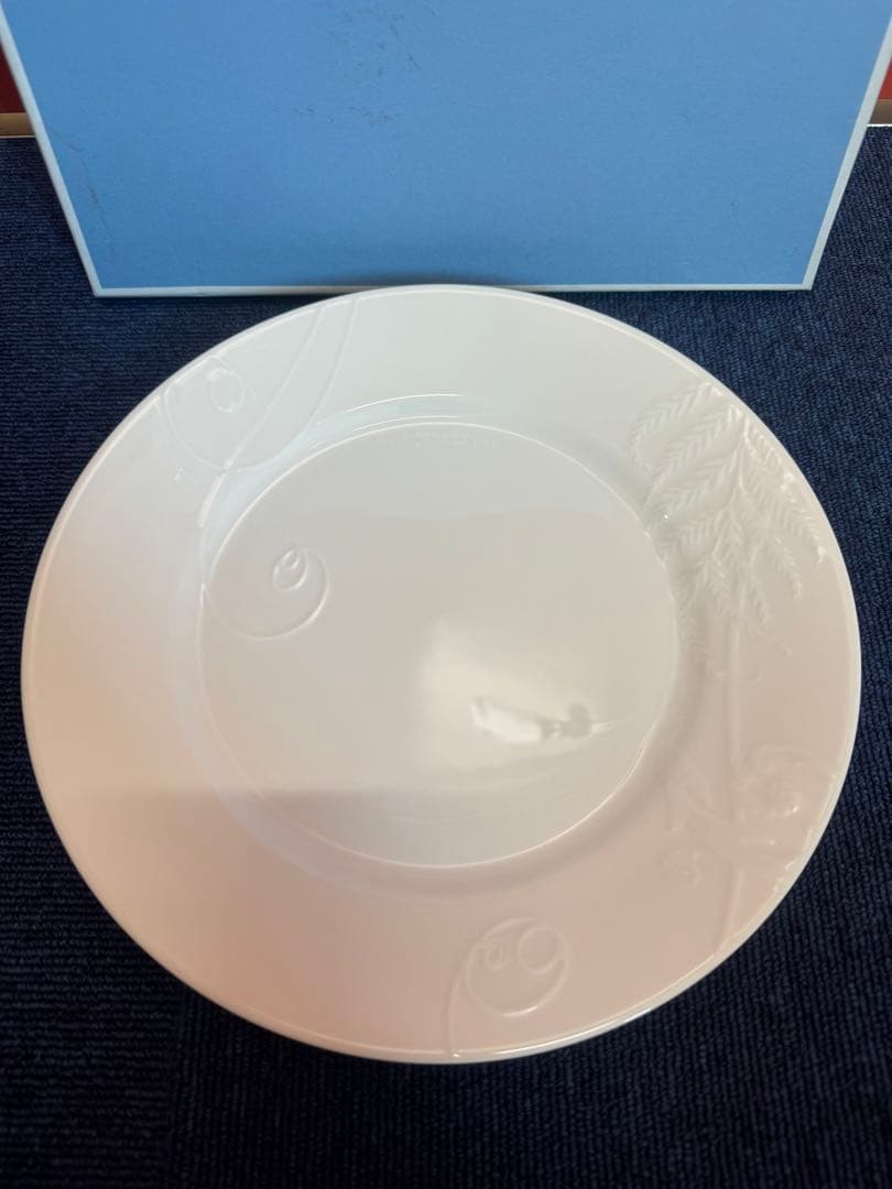 1910 ウエッジウッド　ネイチャー　白皿　27cm  未使用