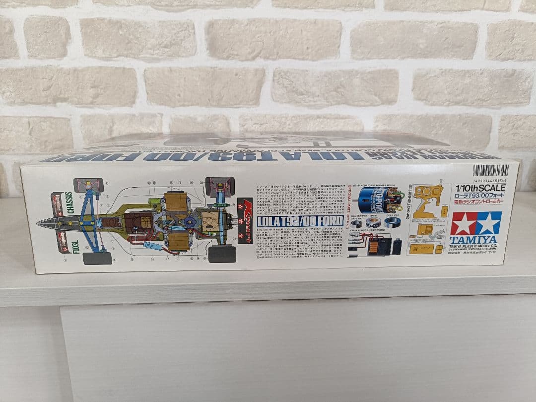 【絶版品】タミヤ 1/10 ローラT93 フォード LOLA T93/00