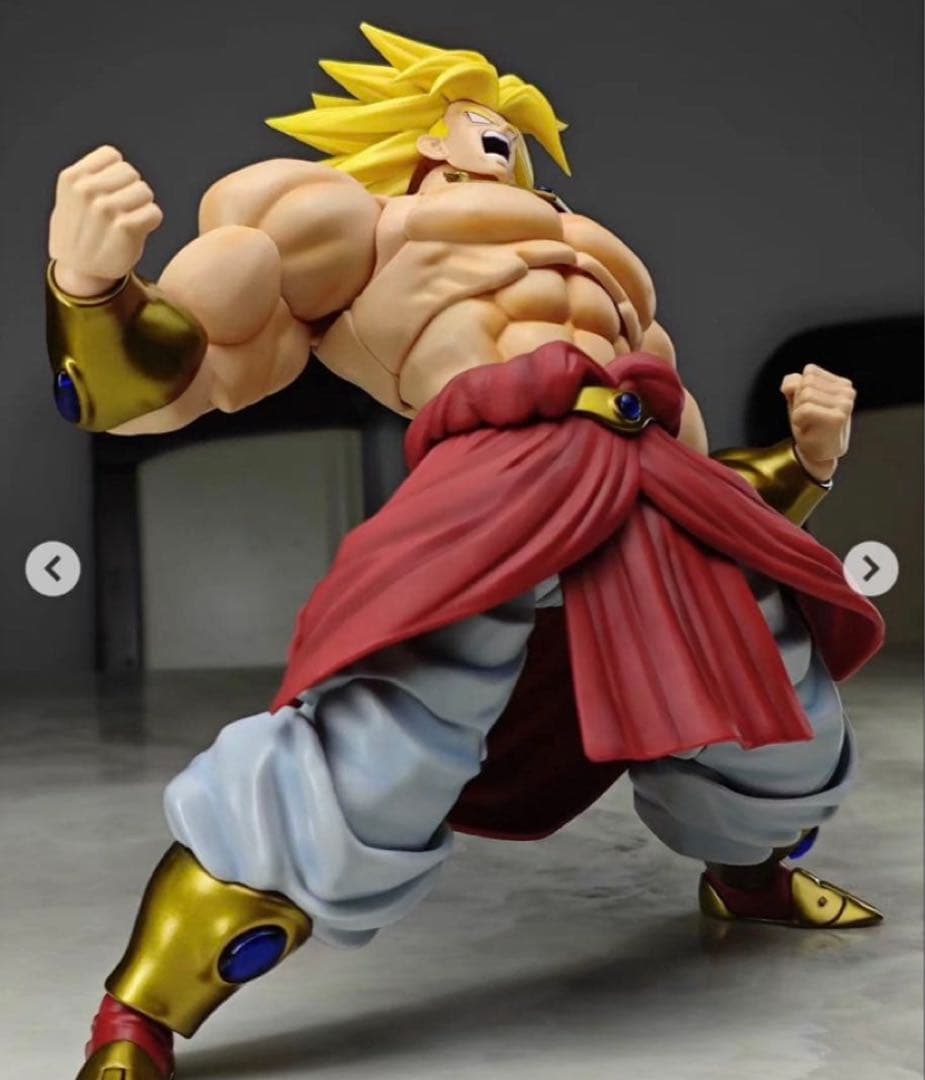 【新品未使用】ドラゴンボール　フィギュア　ブロリー