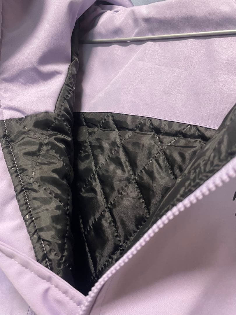 【ラスト1点、限定価格】ブラック スノーボード 上下セット レディース　防水防風