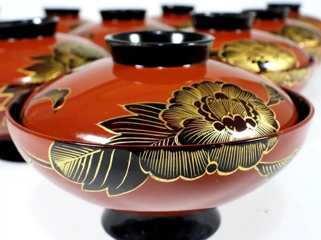 輪島塗　懐石椀汁椀　蒔絵椀　上質朱漆　牡丹沈金 蓋碗十客 共箱