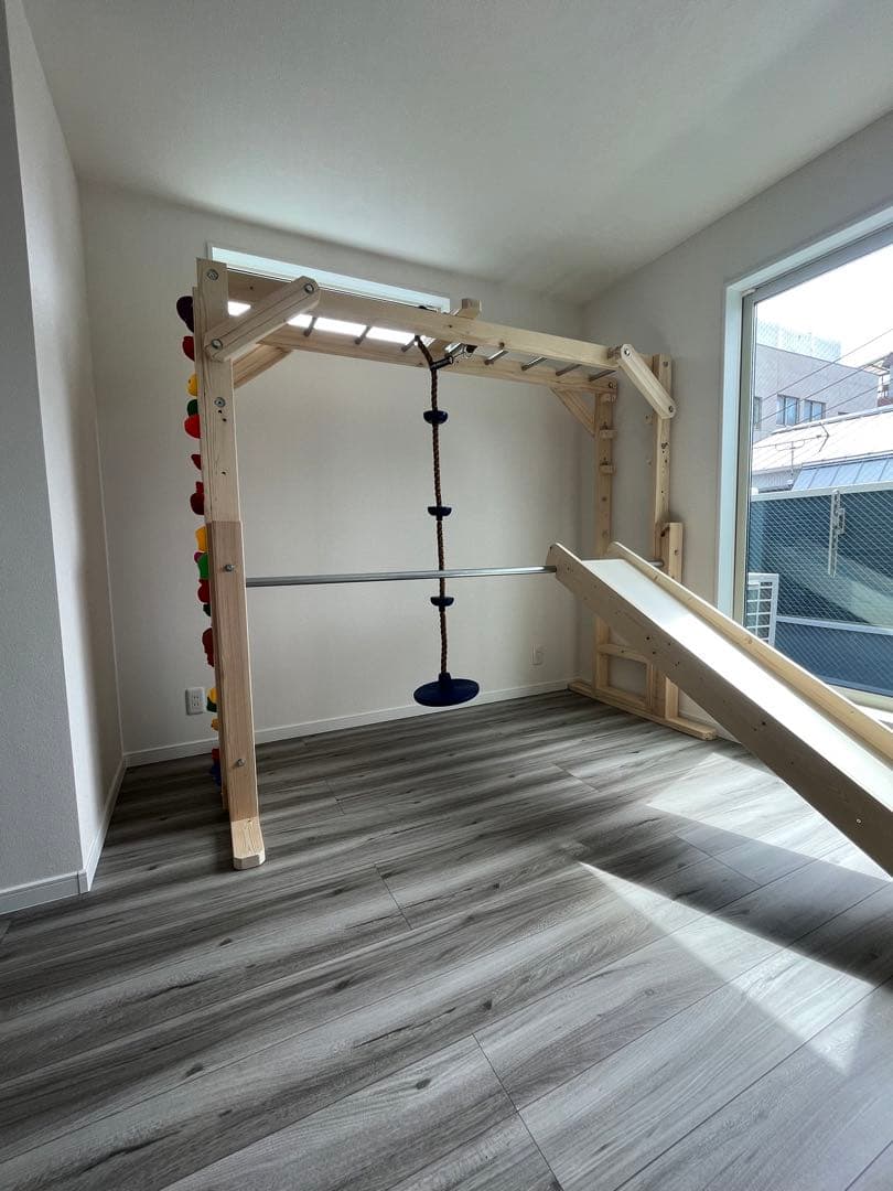 雲梯　室内うんてい　タイプA   木目の綺麗なボルダリング